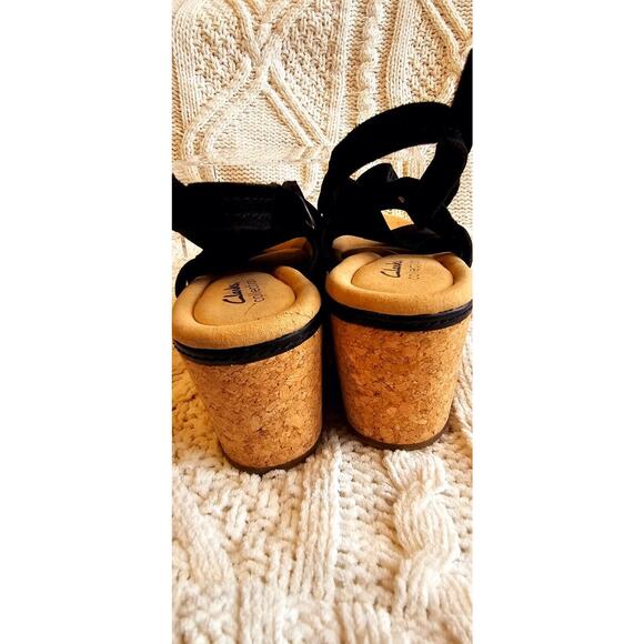 CLARKS Giselle Slingback Black Suede Wedge Sandals Women's 11M Adjustable Summer - Picture 4 of 6